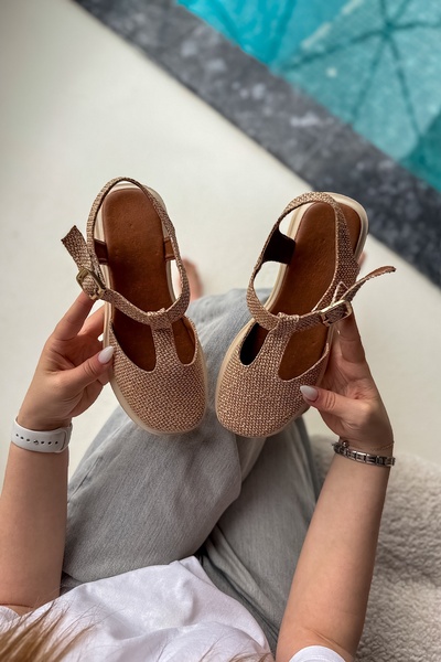 SHOEBELLAS Tima Hasır Küt Burun Detaylı Kadın Babet