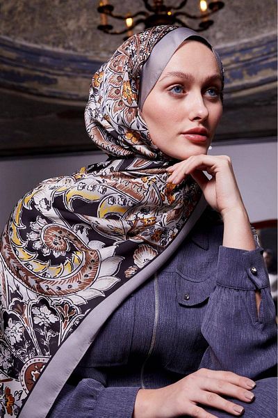 Levidor Indian Silk Shawl Black 411-01
