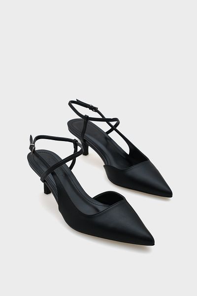 Capone Outfitters Damenschuhe mit mittelhohem Knöchelriemen und spitzer Zehenpartie