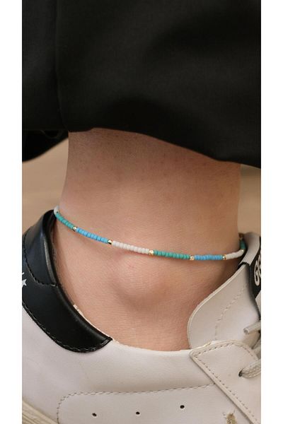 Jerie Turquoise White Bead Anklet with Gold Topcuk Detail