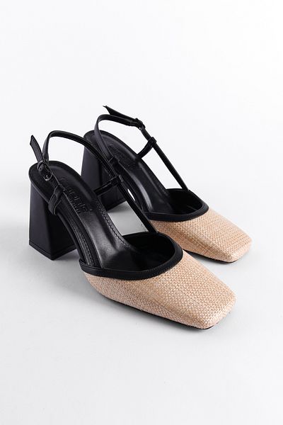 Capone Outfitters Paige Open Back Blunt Toe Thick Heeled Straw Damenschuhe