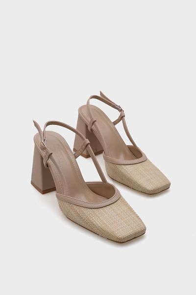 Capone Outfitters Damenschuhe aus Stroh mit offenem Rücken und stumpfer Zehenpartie und dickem Absatz