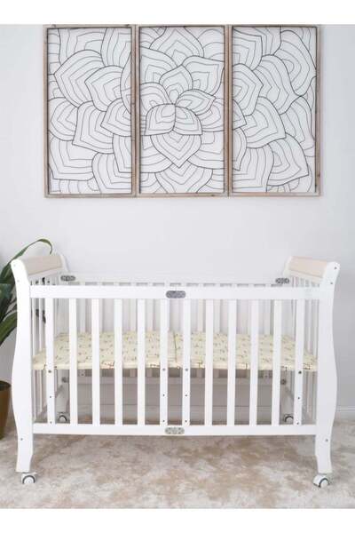 Star Kids سرير خشبي قابل للطي للأطفال - أبيض