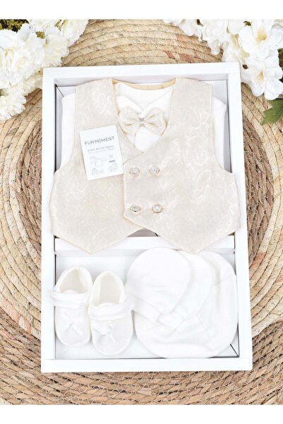 Fun Moment طقم هدايا لحديثي الولادة مكون من 4 قطع