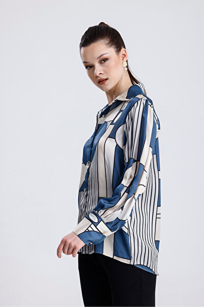 MD trend Жіноча сорочка з геометричним візерунком з сатину