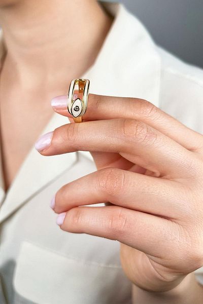Sose Moda White Enamel Ring - Gold