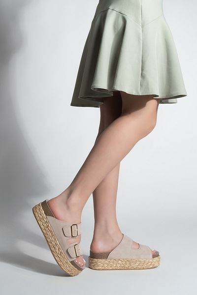 Marjin Damen-Hausschuhe aus echtem Leder mit dicker Strohsohle und doppeltem Band, Kifor, beige Wildleder
