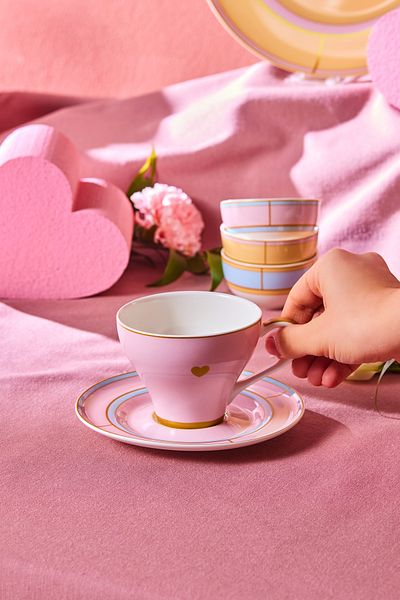 Karaca Talya Teacup and Saucer 220 ml Pink