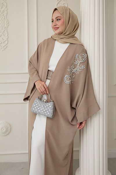 InStyle عباية فستان بأكمام الخفاش وياقة بيج
