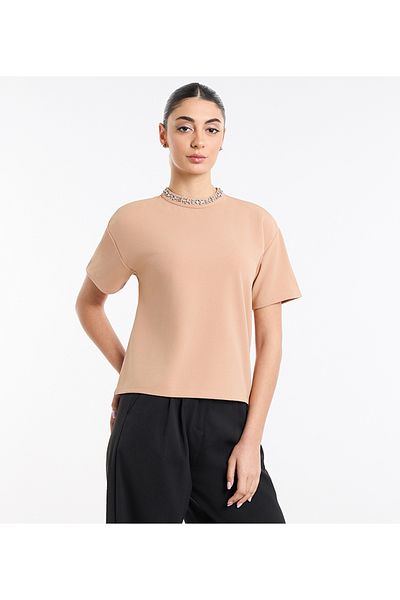 BCBG EMBESLLISHED ROUND NECK TOP