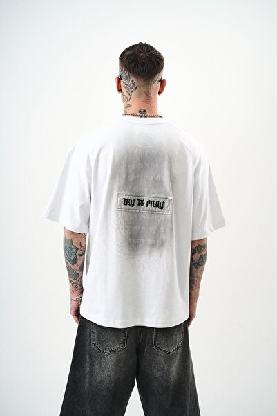 Respire Erkek Try To Pray Nakışlı Oversize T-Shirt Ekru