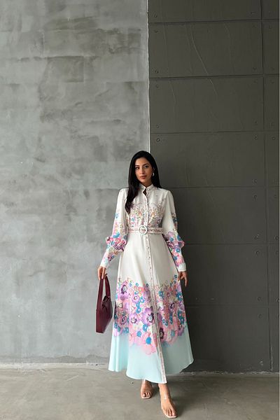 Neşeli Butik γυναικείο φόρεμα με σχέδιο λουλουδιών με ζώνη NBMS4263