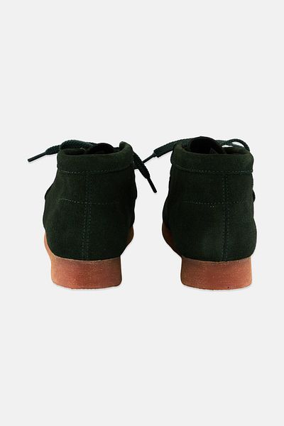 CLARKS Kids Boy Wallabee Lace Up Ankle Boots, Green