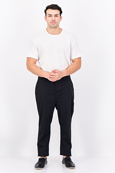 Threadbare Men Regular Fit Plain Chino Pants, Black