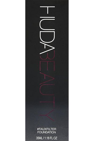 LEADING LINES Huda Beauty FoxFilter Shortbread Foundation - 200B