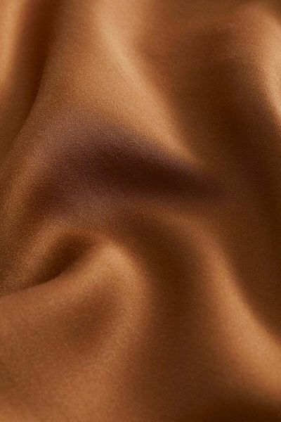 H&M Satin pillowcase
