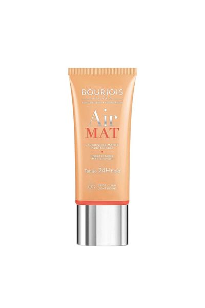 LEADING LINES Air matte foundation 03 light beige