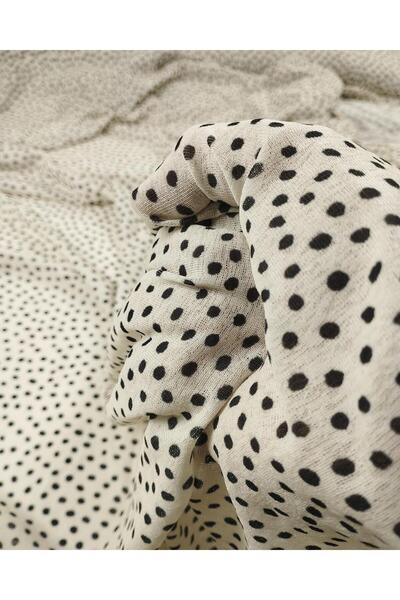 Kumaş Parça Ekru Üzeri Siyah Puantiyeli JarseEn: 150 cm