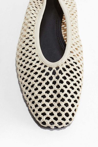 H&M مضخات الباليه المضفرة