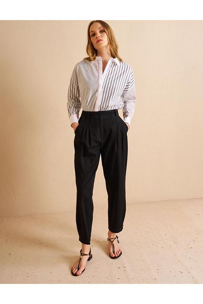 Kayra Buttoned Relaxed Cut Denim Trousers Black