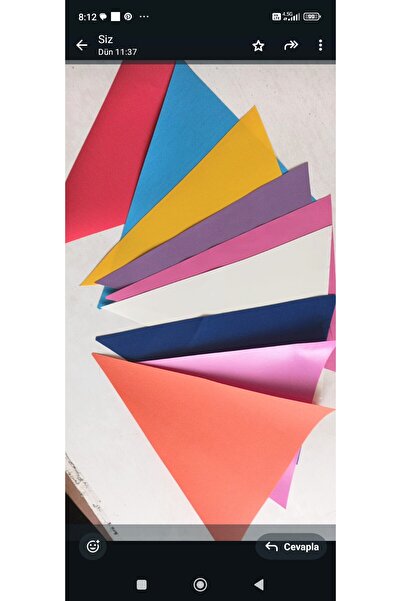 Barış Organizasyon ve Süs Dünyası Karışık renkli üçgen dizili branda flama.