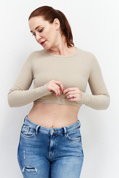 NA-KD بلوزة نسائية قصيرة بأكمام طويلة ورقبة دائرية، بيج