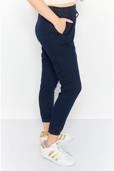 Levi's Women Regular Fit Plain Jogger Pants, Navy
