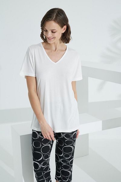 Etoile Bamboo Soft Fabric Short Sleeve Capri Suit 71040