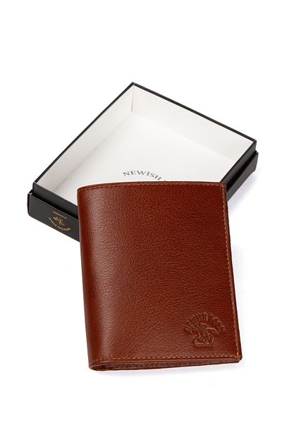 Newish Men's Tan Genuine Leather Card Holder and Wallet