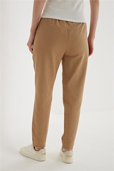 Fashion Friends Άνετο παντελόνι με φούντες σε μπεζ χρώμα