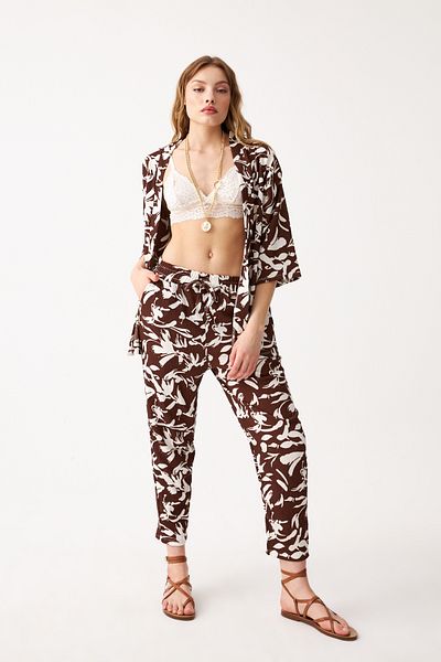 Know Women's Brown-White Patterned Kimono Shirt Pants Set