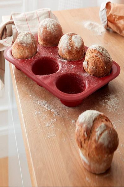 Tchibo Professional Bread Roll Baking Mould, Red