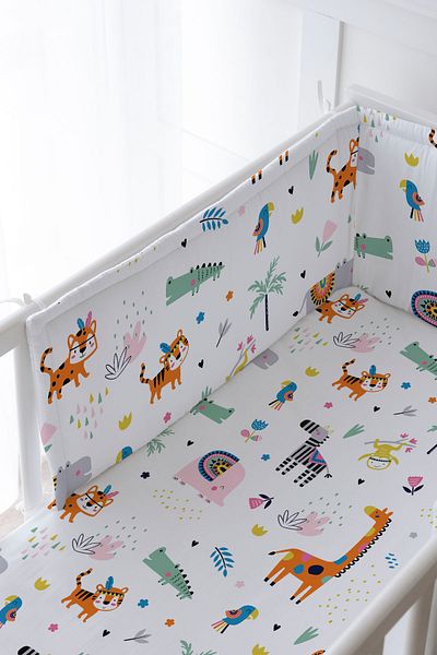 Tuğba Kuğu Baby Bedside Protector and Printed Sheet Sleeping Set - Iconic Series - Colorful Geometric Animals