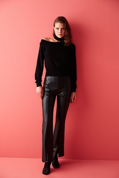 Penti Μπλούζα πλεκτής μαύρης Concept Off Shoulder