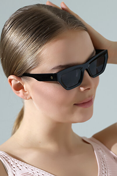 Eyesofia Ceto Unisex Black Luxury Cateye Sunglasses