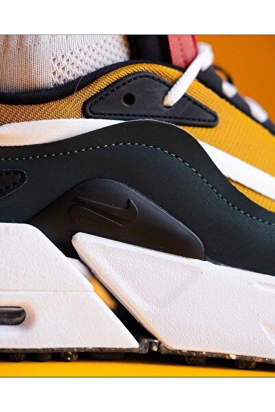 Nike Air Max Furyosa Kadın Ayakkabısı