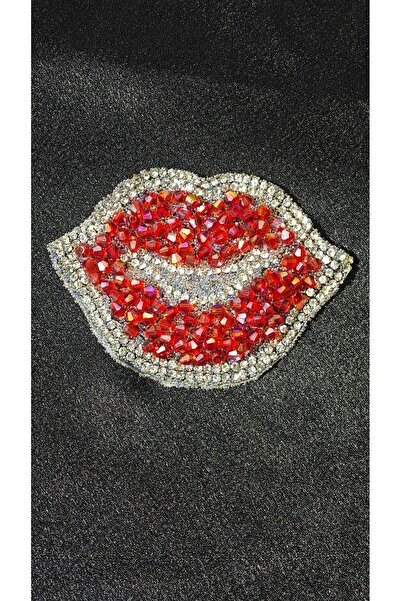 ÖZPAŞ TEKSTİL VE AKSESUAR Taşlı dudak model ütüyle yapışan arma