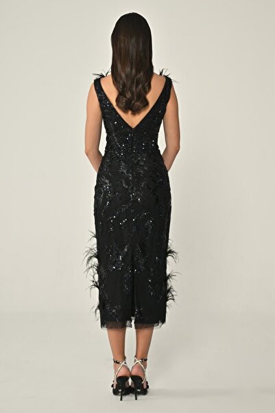 ALFABETA V Yaka Kolsuz Otrişli Payet Midi Elbise