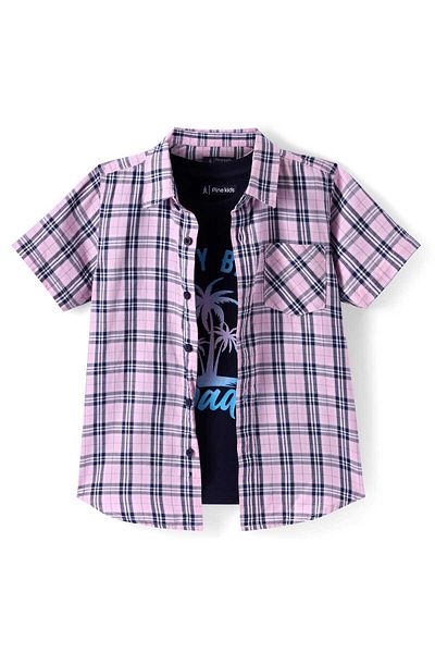 Pine kids تي شيرت داخلي من Pine Kids مصنوع من القطن المنسوج بأكمام نصفية ومطبوع عليه نص - وردي وأزرق داكن