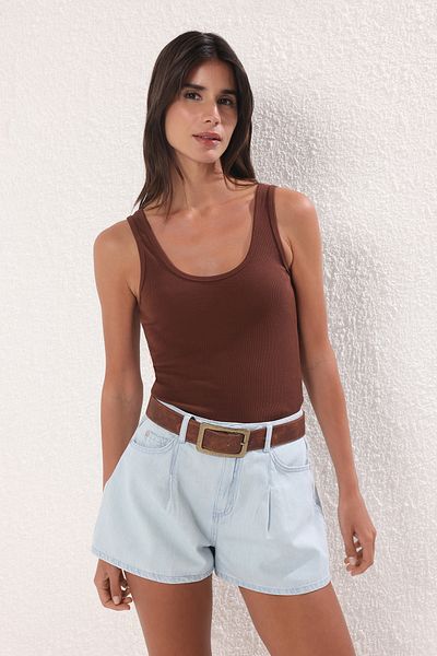Trendyol Collection Barna testhezálló medence nyakba szabott bordázott, rugalmas kötött szinglet TWOSS22AL0042