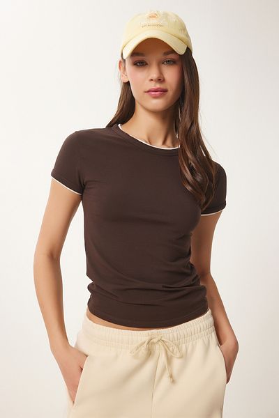 Happiness İstanbul Braunes, kontrastfarbenes, gestricktes T-Shirt für Damen UB00369