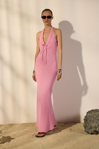 Trendyol Collection Ροζ 100% λινό φόρεμα μίντι με λαιμόκοψη TWOSS25EL00603