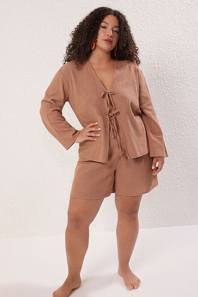 Trendyol Curve Brown V-Neck Lacing, Elaborated Cotton Flam Beachwear Plus Size Bottom-Top Suit