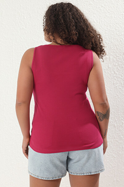 Trendyol Curve Dark Cherry Stitching Detailed Body Fitting Knitted Large Size Undershirt Tbbss25Cv00015