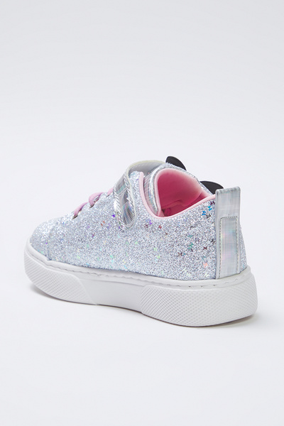 TRENDYOL SHOES Graue Schmetterlings-Glitzer-Sportschuhe für Mädchen TAKSS25SN00051