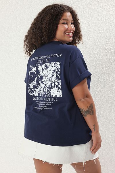 Trendyol Curve Sötétkék Oversize Fit pamut póló nagy méretű TBBSS25BF00002