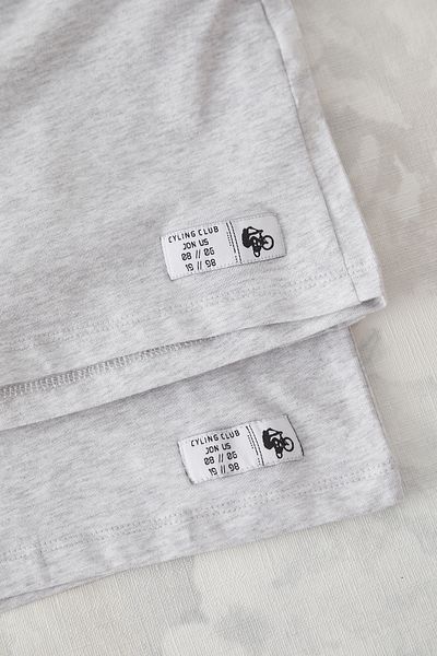 TRENDYOLKIDS Graue ärmellose Baumwoll-Shorts für Jungen Basic TKDSS25AU00121