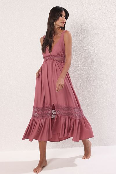 Trendyol Collection Φόρεμα παραλίας με λεπτομέρεια από υφαντό τριαντάφυλλο μάξι TBESS25EL00064