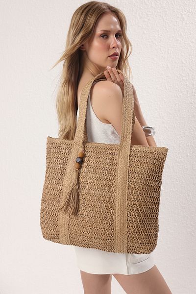 TRENDYOL SHOES Camel Tassel Charm Detailed Straw Women Maxi Tote Shoulder Handbag Takss25Oc00067