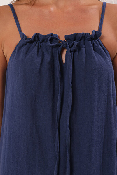 Trendyol Collection Indigové široké šněrovací šaty z midi mušelínu TWOSS25EL00718